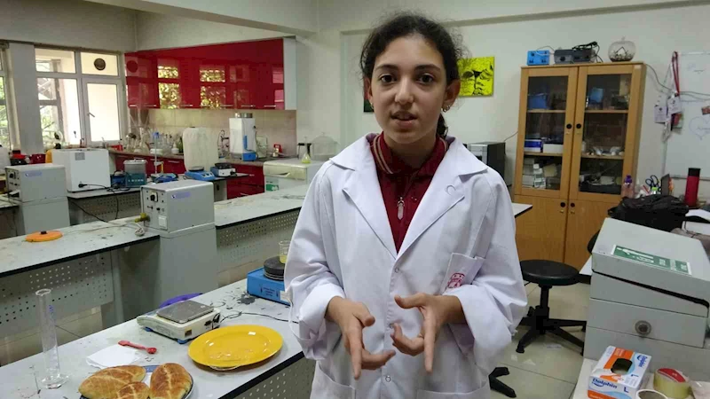 Bitki özlerinden ekmekte küflenmeyi geciktirecek katkı maddesi ürettiler
