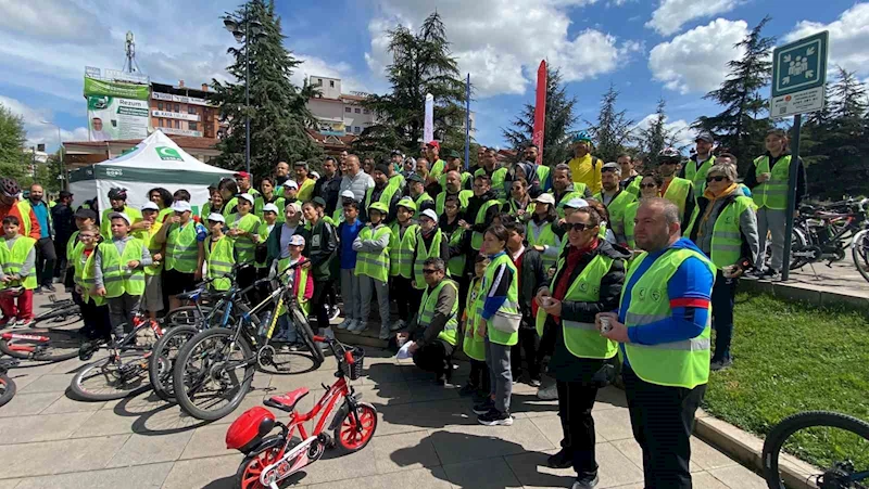 Bağımlılıkla mücadele için pedal çevirdiler
