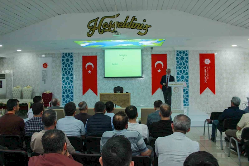 Din hizmetlerinde etkili iletişim ve medya kullanımı semineri
