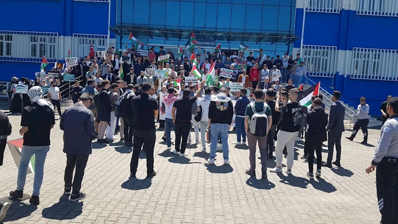 Karabük’te öğrenciler Filistin için yürüdü
