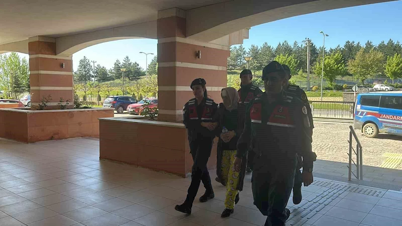 ’Kesik baş’ cinayetinde gözaltına alınan 3 zanlı adliyeye sevk edildi
