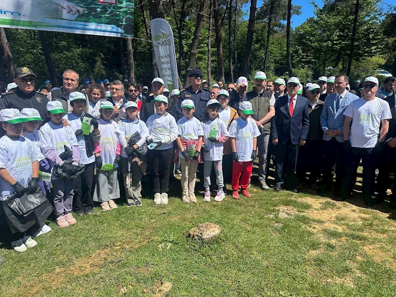 Sinop protokolü ormanları temizledi
