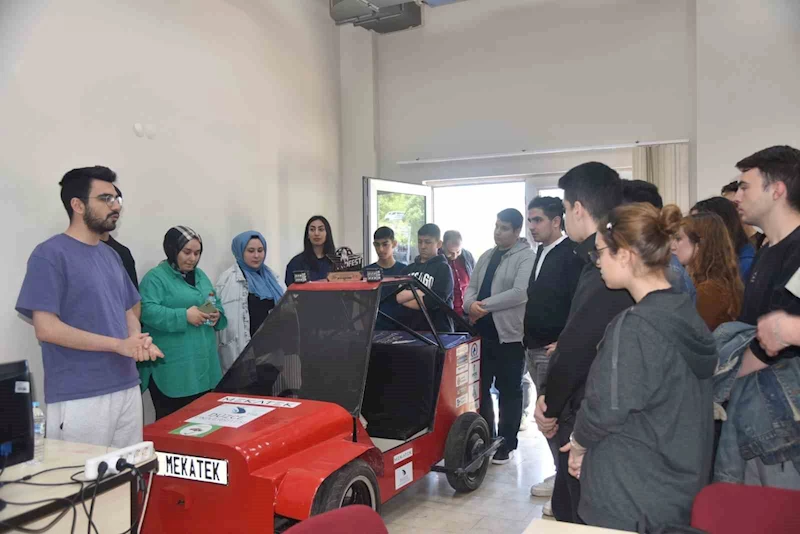 YKS öncesi Düzce Üniversitesi’ni gezdiler
