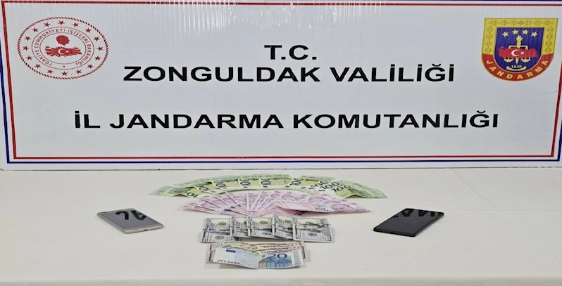 Hırsızlık zanlısı 4 şüpheli jandarma ekiplerince yakalandı
