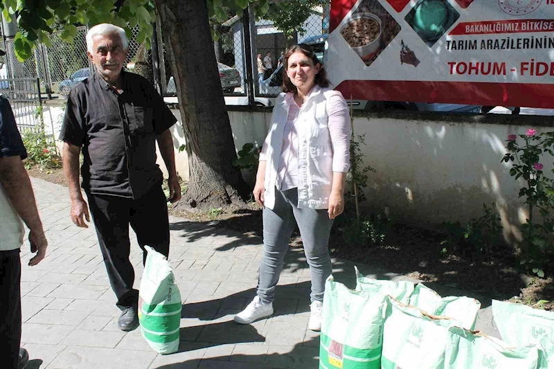 Çiftçilere 650 kilo sertifikalı barbunya tohumu dağıtıldı
