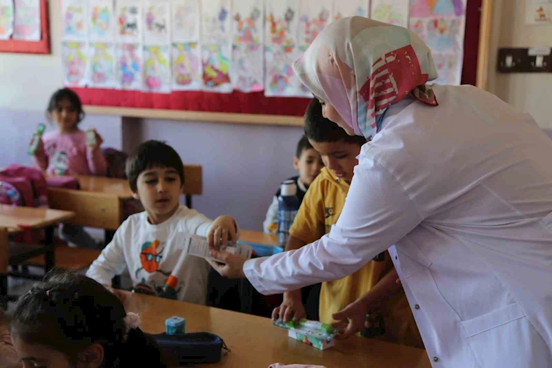 KBÜ tarafından ilkokul ve ortaokul öğrencilerine Temel Sağlık Eğitimi verildi
