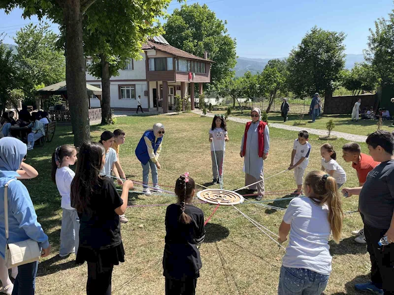 ÇEDES öğrencileri doyasıya eğlendi
