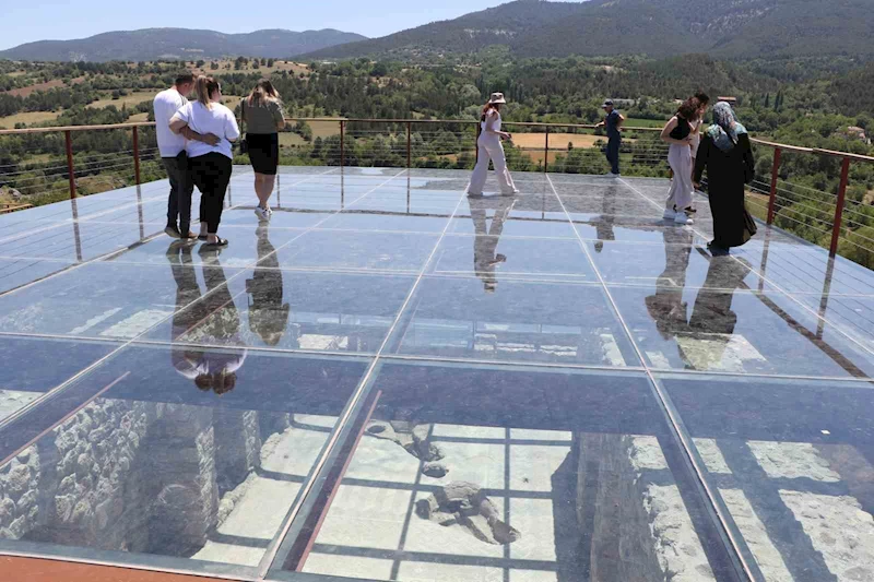 "Karadeniz’in Zeugması" Hadrianopolis 5 günde yaklaşık 15 bin kişiyi ağırladı
