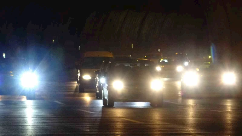 Tatilciler dönüş yolculuğunda ulaşımını rahat sağlıyor
