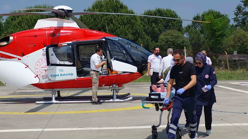 Samsun’da ambulans helikopter yaşlı kadın için havalandı
