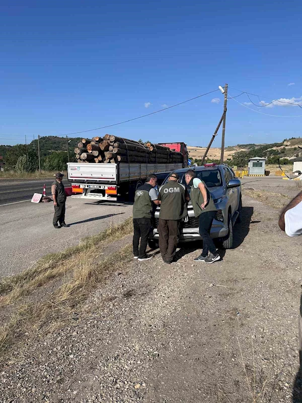 Karabük’te ekiplerinin önleme aramaları ve yol kontrol denetimleri devam ediyor
