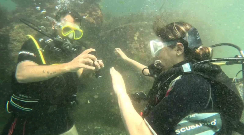 Karadeniz’in derinliklerinde evlilik teklifi

