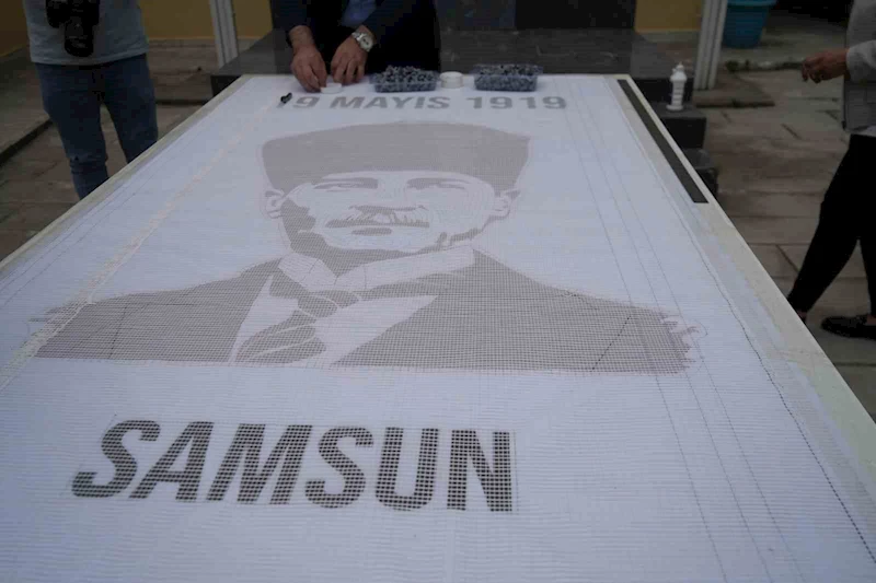 155 bin kişi ilmek ilmek örecek, ilk ilmeği Bakan Ersoy attı
