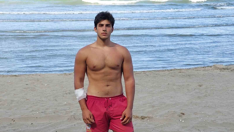 Karadeniz’de can pazarı: 5 kişilik aile kurtarıldı, 6 kişilik kurtarma ekibi yaralandı
