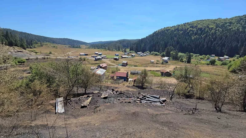 Karabük’teki iki yangından biri söndürüldü
