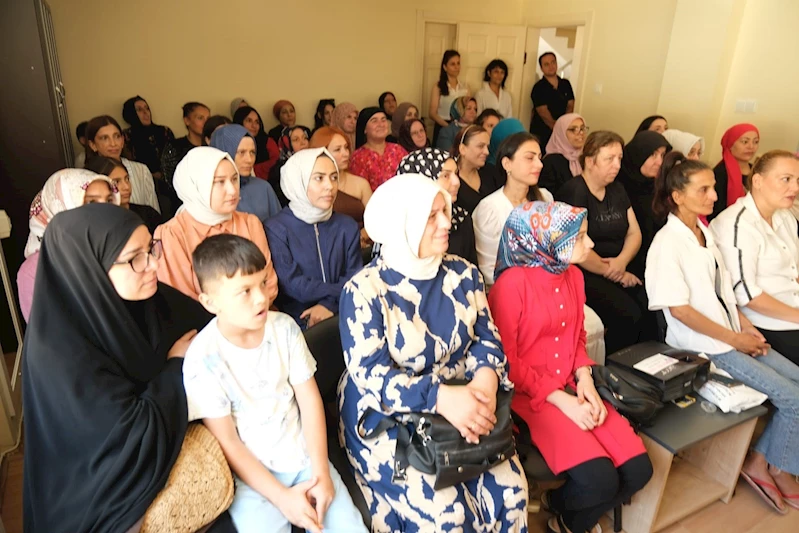 ADEM yıl sonu sergisi açıldı
