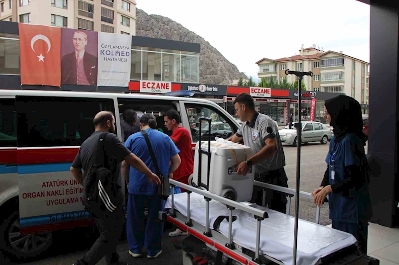 Beyin ölümü gerçekleşen 70 yaşındaki hastanın organları 3 kişiye umut oldu
