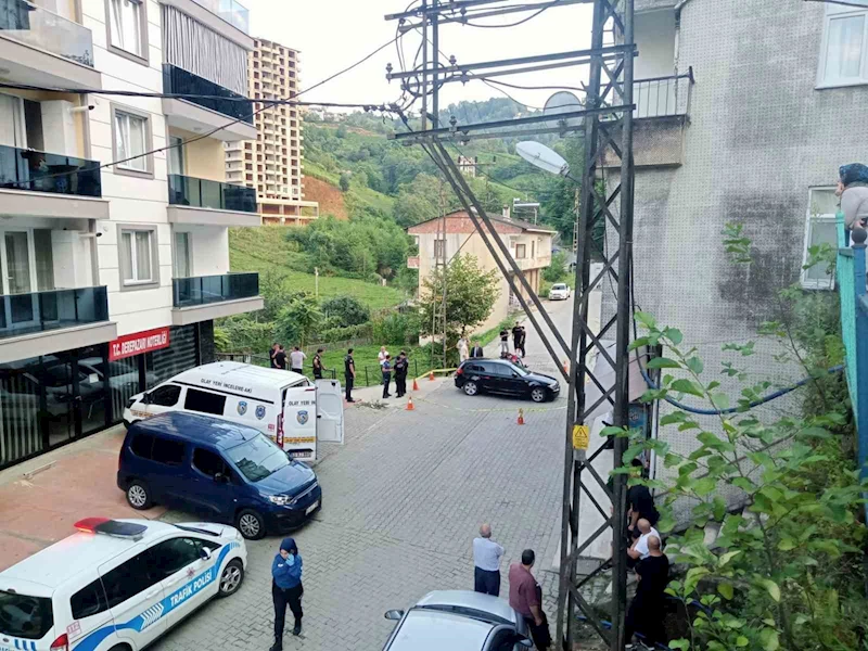 MHP İlçe Başkanı silahı saldırıda hayatını kaybetti
