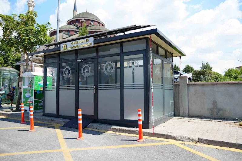 Düzce’de modern ve akıllı duraklara yenisi eklendi
