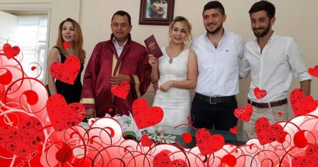 Emre ve Ayşegül dünya evine giriyor