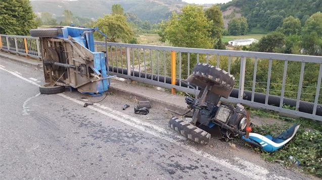 Pat pat ikiye bölündü