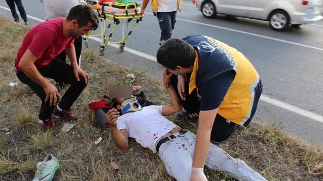 Kaza yapıp yaralandılar, 2 bin 200 TL