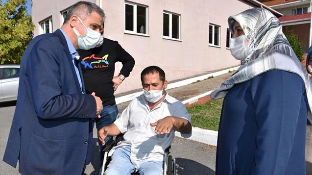 “Engelli vatandaşlarımızın azimleri, takdire şayandır”