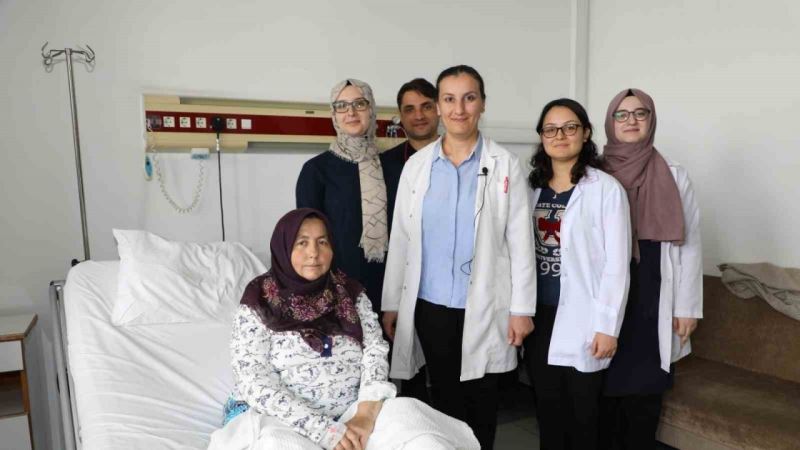 28 yıllık ameliyat korkusunu yenen Alime Coşar, sağlığına kavuştu