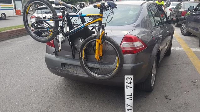 Fren yerine gaza bastı... Böyle oldu...