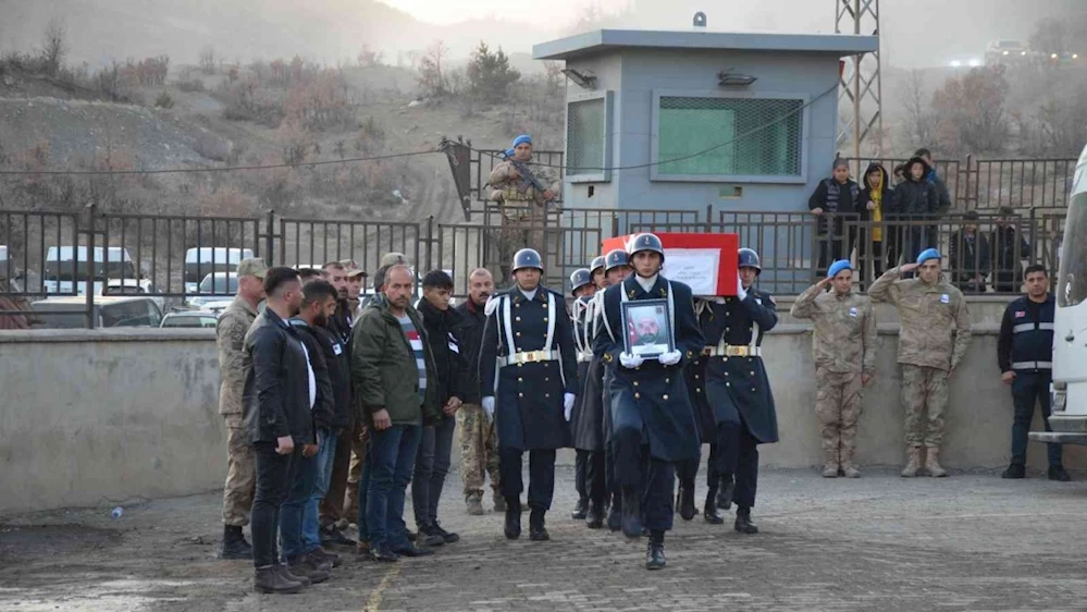 Şırnak’ta çatışmada şehit olan güvenlik korucusu son yolculuğuna uğurlandı